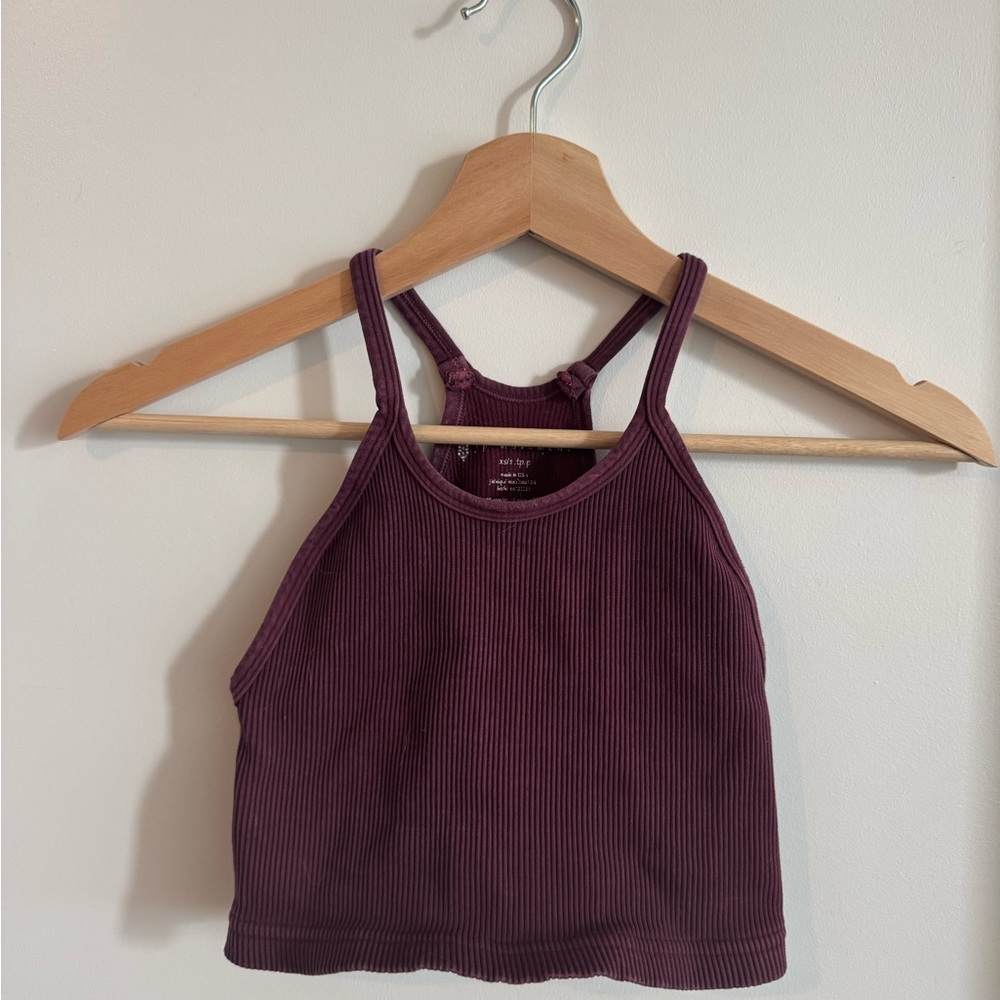 Free people happiness runs top